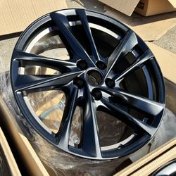 19" 2023 Tesla Model Y Gemini Rims Continental SENSORS CAPS