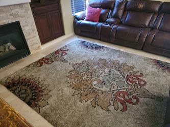 2 Extra Large Area Rugs 8 X 11 And 7 X 10