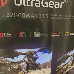 LG 31.5" Curved QHD Monitor 180Hz