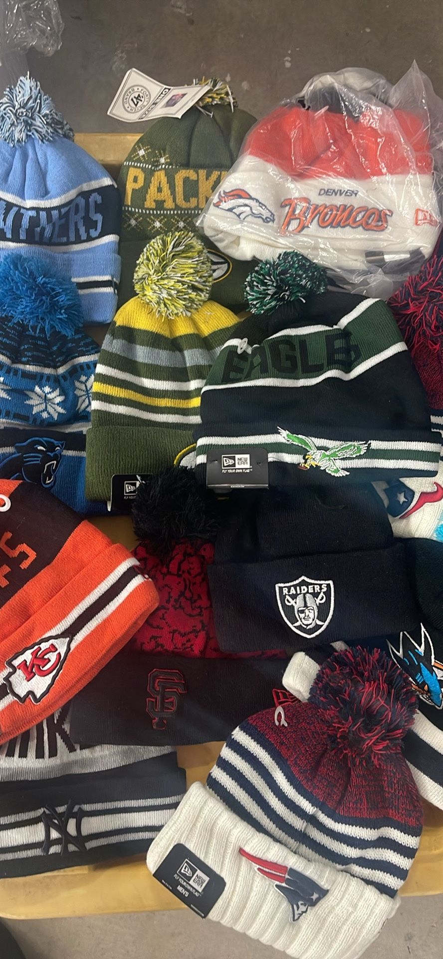 Sports Beanies NFL MLB