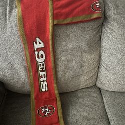 49er Hooded Scarf 