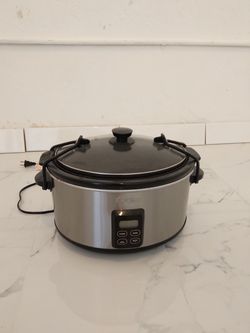 Slow cooker new $20