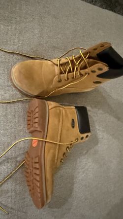 construction boots size 7.5