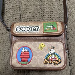 Coach x Peanuts Sullivan Flap