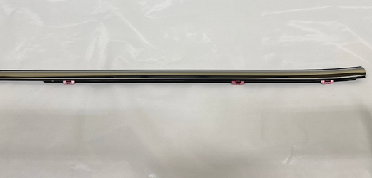 84842461 | 2019-2026 Silverado Sierra Crew Cab Front Molding Chrome OEM GM