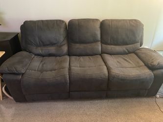 Set Of Reclining Couches (2)