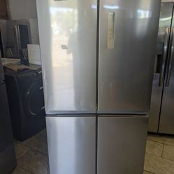 Frigidaire Refrigerator 