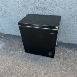 Household Deep Chest Freezer (free Local Deliveries)