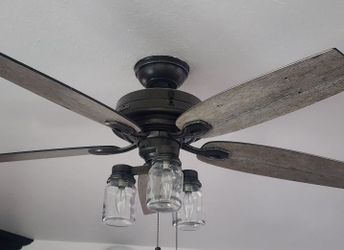 Hunter Ceiling Fan with Mason Jar Lights