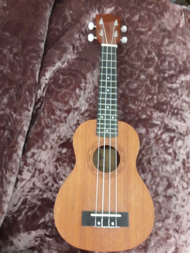 Kailua Lark Ukelele Quality Wood Construction Music Musical Instrument Guitar