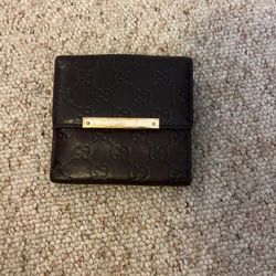 Gucci wallet