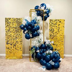 Gold Metal Stand Decor For Party 