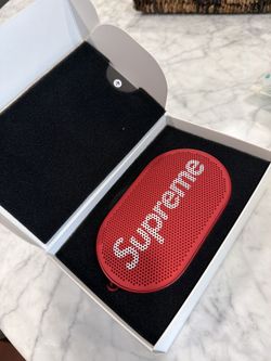 Supreme x B&O Beoplay P2 Wireless Bluetooth Speaker (Red, New)