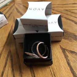 Avon Metal Mix 4 Piece Ring Set Sz 10