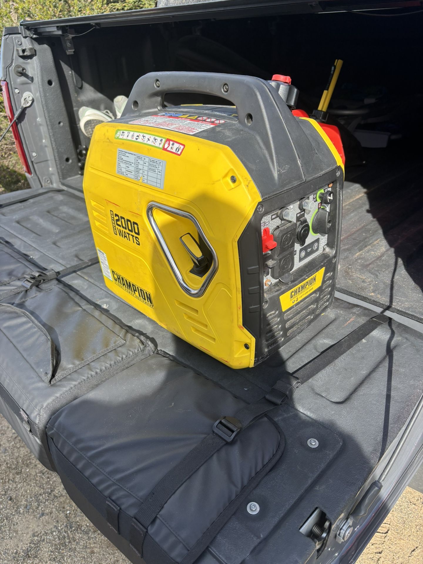 2000 Watt Portable Generator. 