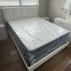 NEW BED FRAME FULL SIZE WITH MATTRESS AND BOX SPRING 