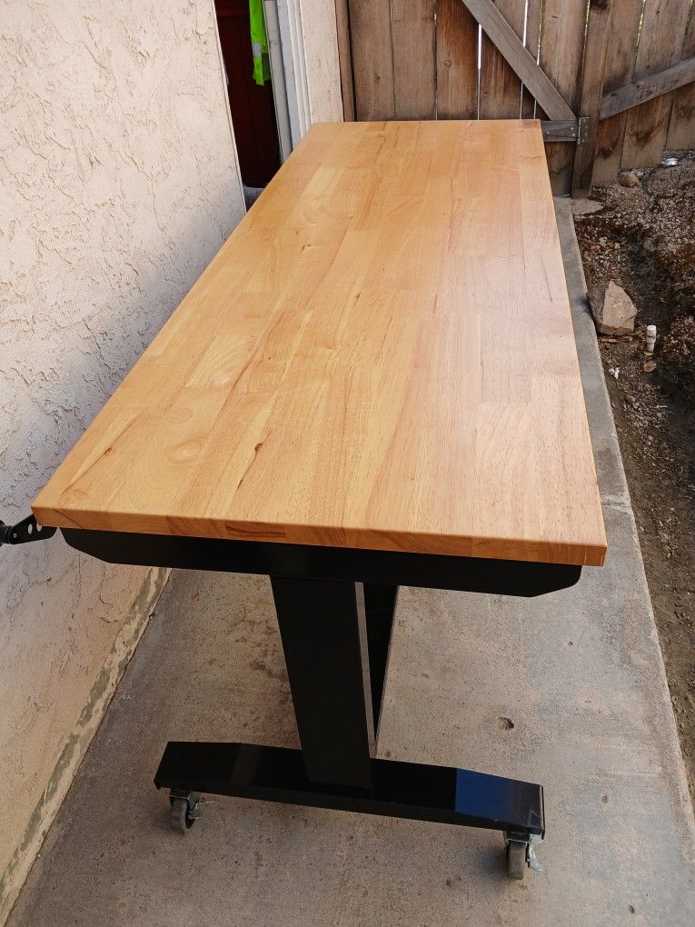 Workbench Table 