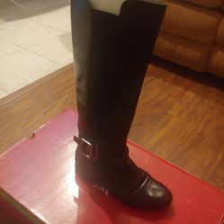 Black Boots