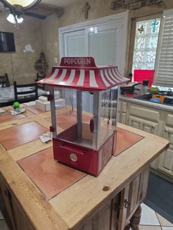 Pop corn machine