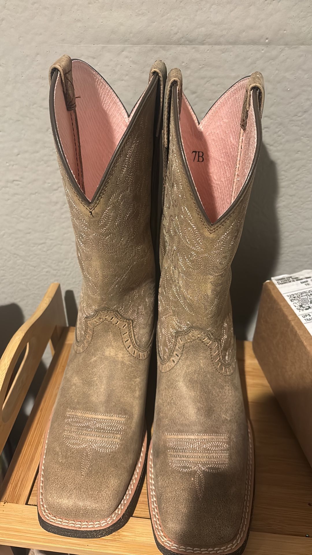 Ariat women’s Boots