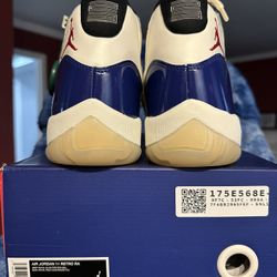 Air Jordan Rare Air 11 Size 9