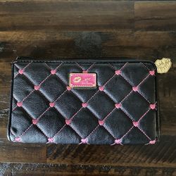 Betsey Johnson  Zip Around Wallet