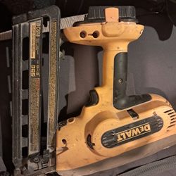 Dewalt Battery Powered Nail Gun