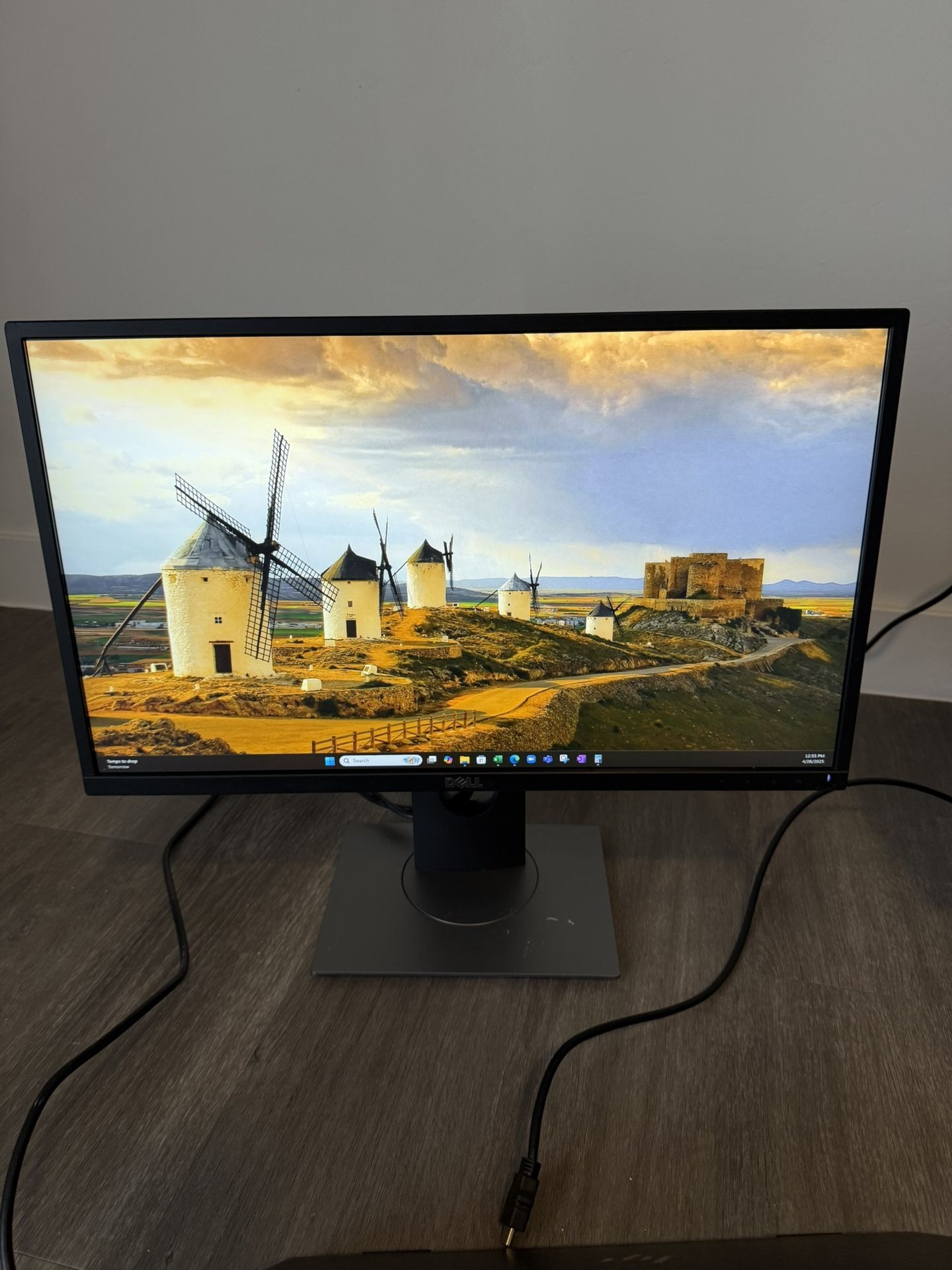 Dell Professional P2417H 23.8" FHD 1080p Screen LED-Lit Monitor, Black.