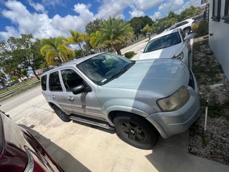 2003 Ford Escape