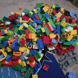 Lego DUPLO 600+