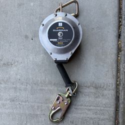 Self Retracting Lifeline