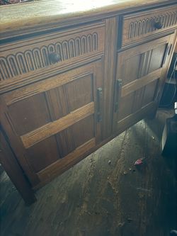 Mcm dresser/table