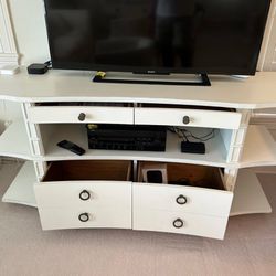 ⭕️ Stanley Furniture White TV Stand Media Console 66”