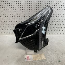 2017 2019 CADILLAC XT5 LEFT SIDE LED HEADLIGHT LAMP OEM 