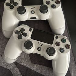 PS4 Controllers 