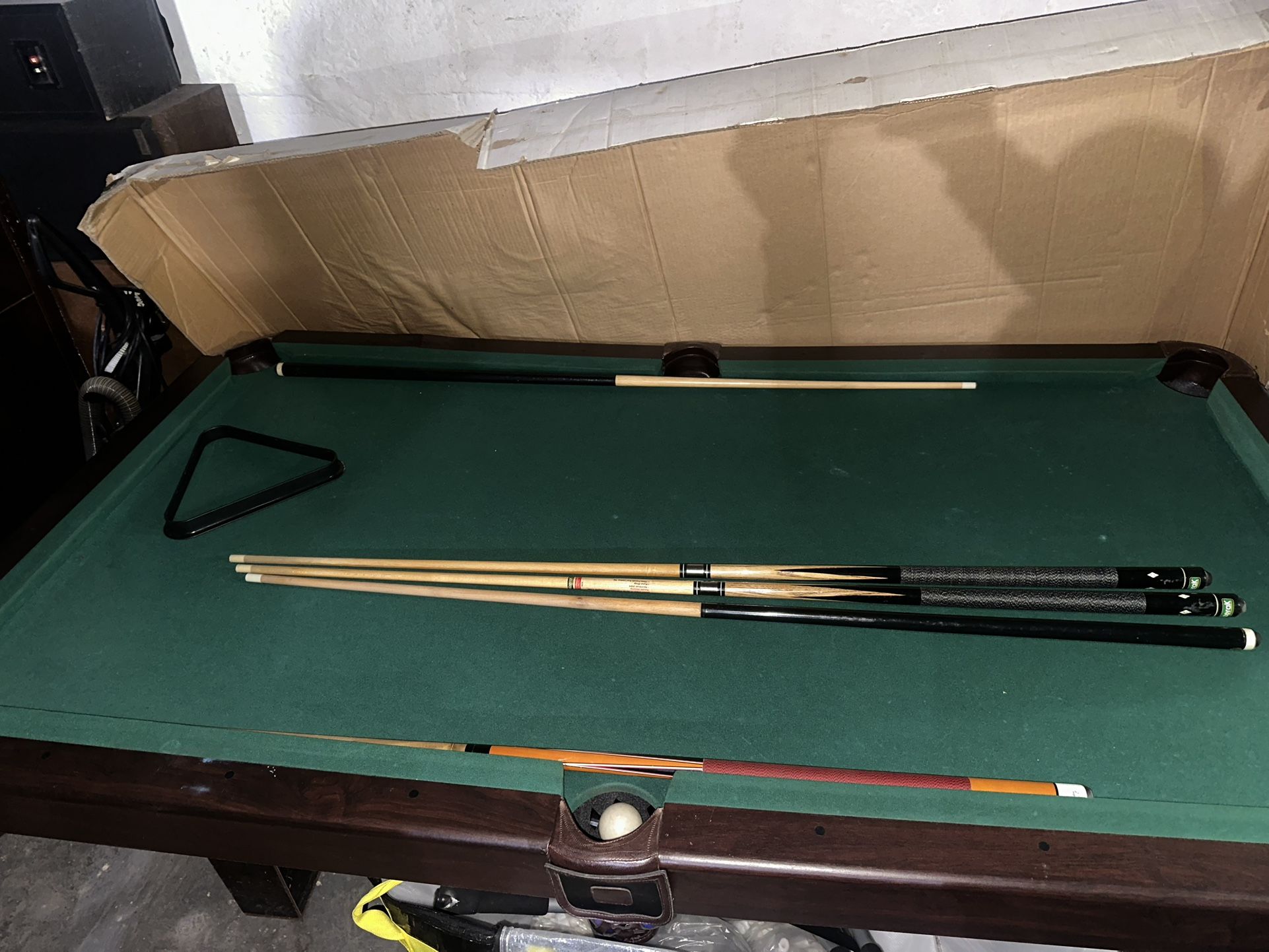 Mizerak Pool Table