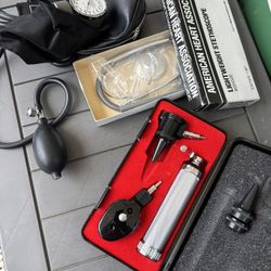 Lightweight stethoscope, child’s blood pressure kit, autoscope, all mint condition. Used minimally. Less than 10 times.