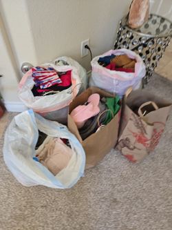Women's clothes most size S/M