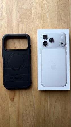 OtterBox defender series iPhone 17 Pro Max