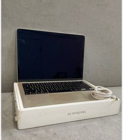 Apple MacBook Air A3240