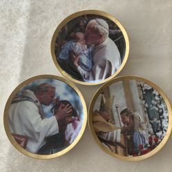 The Pope John Paul II Blessing 8” Collection Blessing Plates 