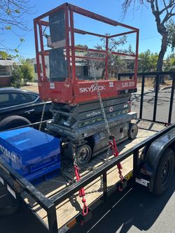 19’ Scissor lift