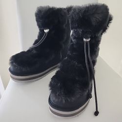 New Sun + Stone Womens Remii Faux Suede Fuzzy Winter & Snow Boots Size 6 M Black