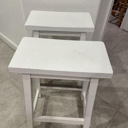 Benches / Stools