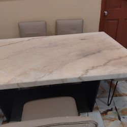  Mable Dining Table Set 