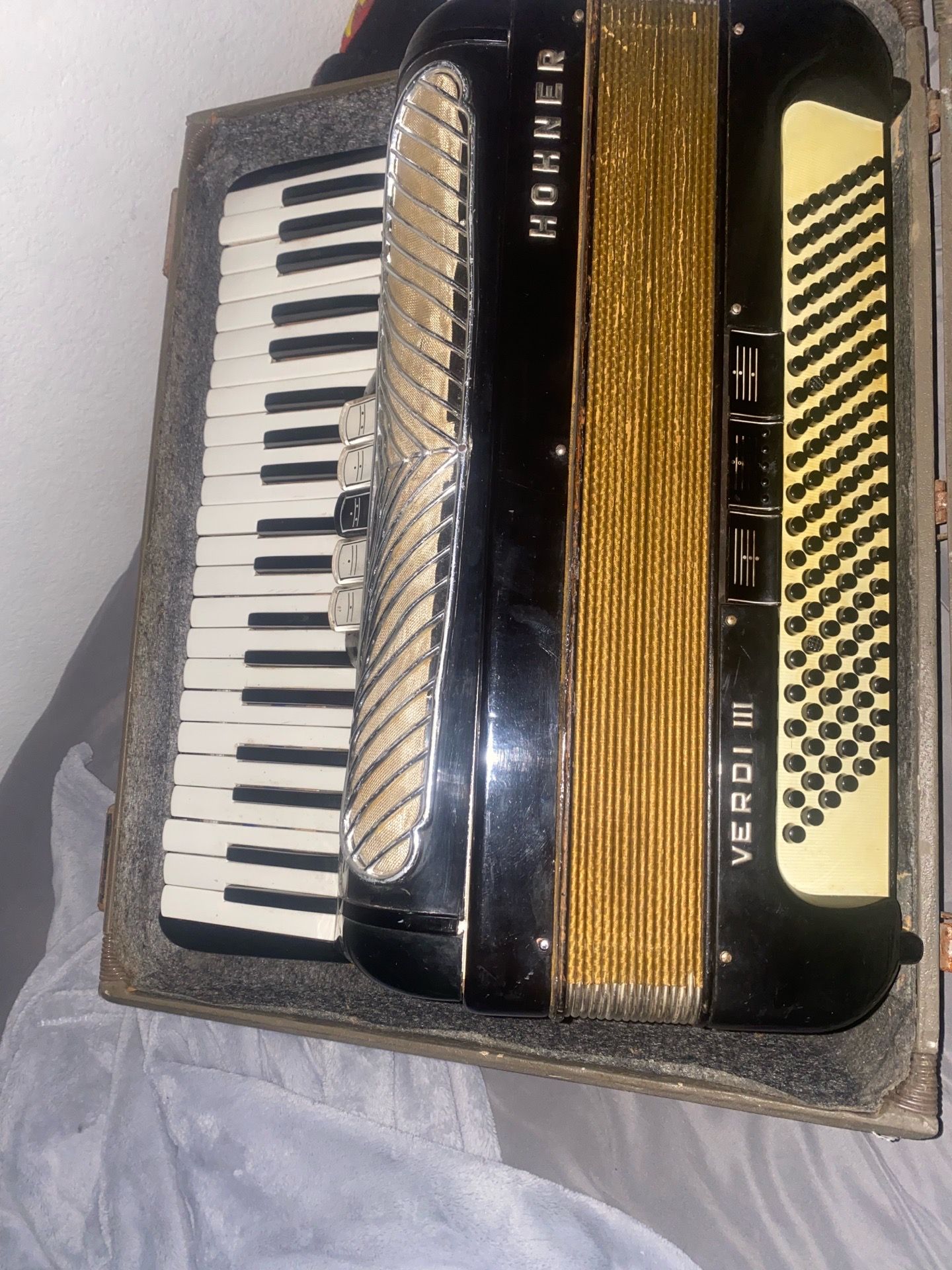 Accordion HOHNER VERDI lll