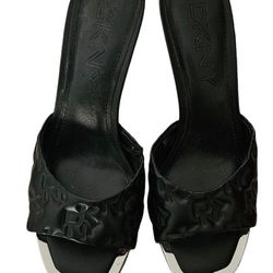 DKNY WOMEN'S SLIP-ON KITTEN HIGH HEELS 6.5