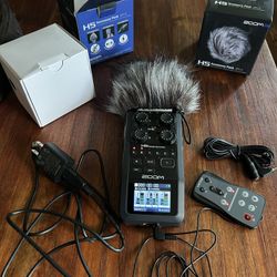 Zoom Accessory Pack For H6 & H5 Field Recorder New In Box Remote Windscreen APH5