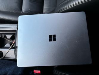 Microsoft surface go 3