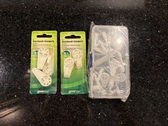 Lot of 22 Hillman Anchor Wire Hardwall Hangers 25lb Wall Hooks 1” Tall
